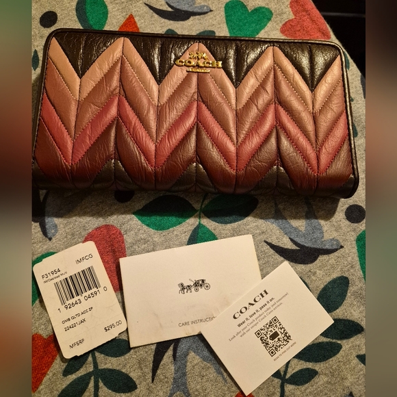 Coach Handbags - COACH 🎀 CONTINENTAL WALLET ♥️ OMBRE QUILTED ACCORDIAN ZIP ♥️ OXBLOOD MULTI🔥NWT